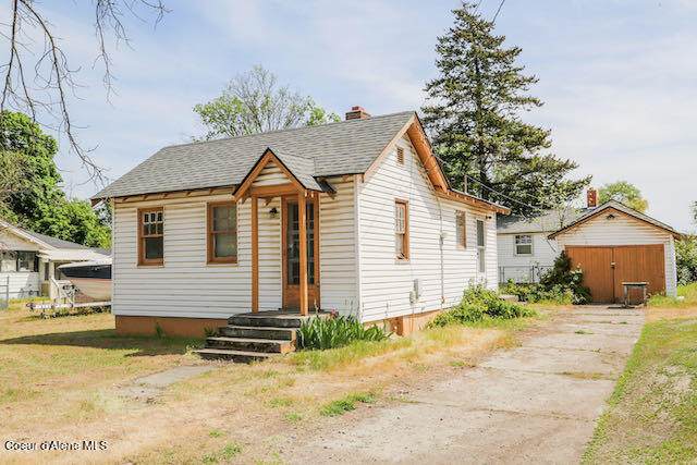 2224 Park Rd - Photo 1