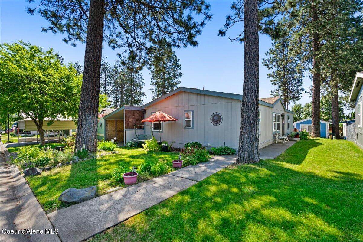 4795 Cougar Cir - Photo 1