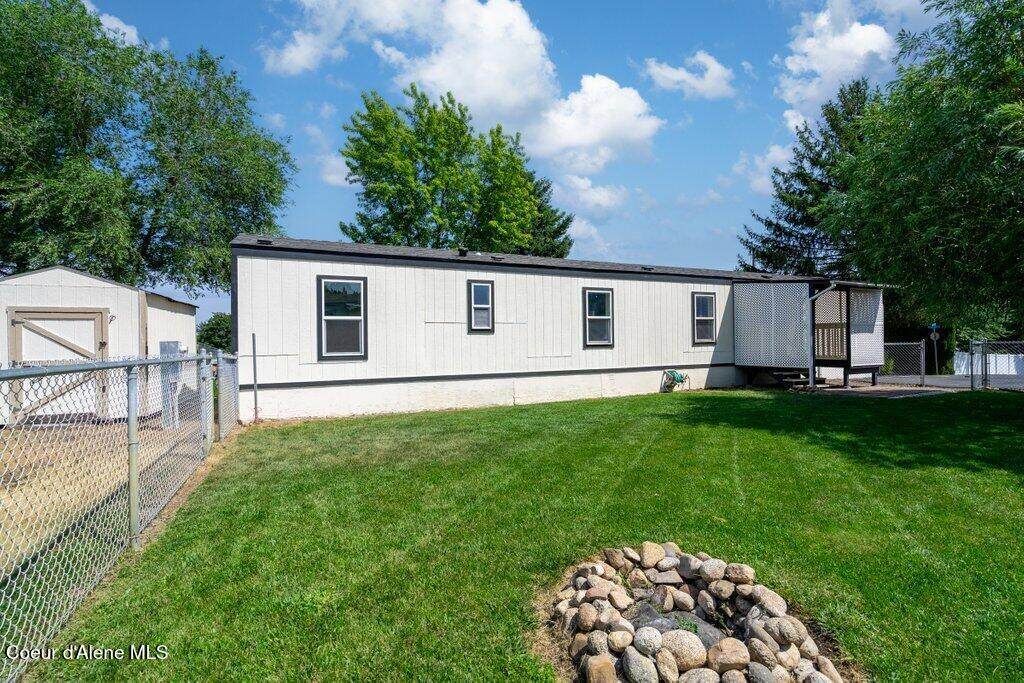 17530 Santiago Cir - Photo 1