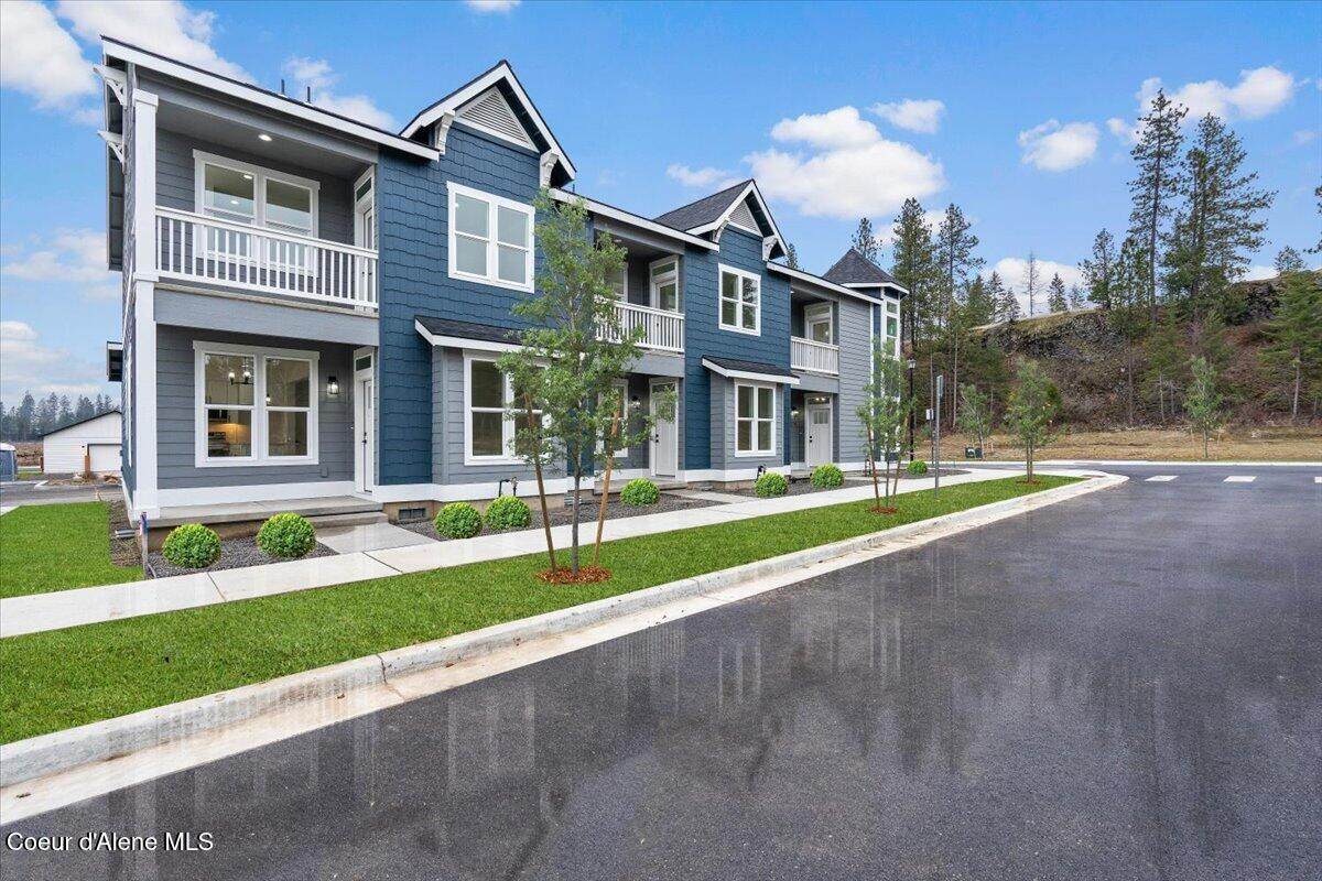 343 Grosbeak Ave - Photo 1