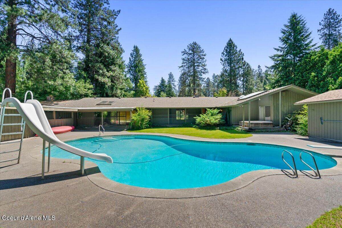 9603 Strahorn Rd - Photo 1