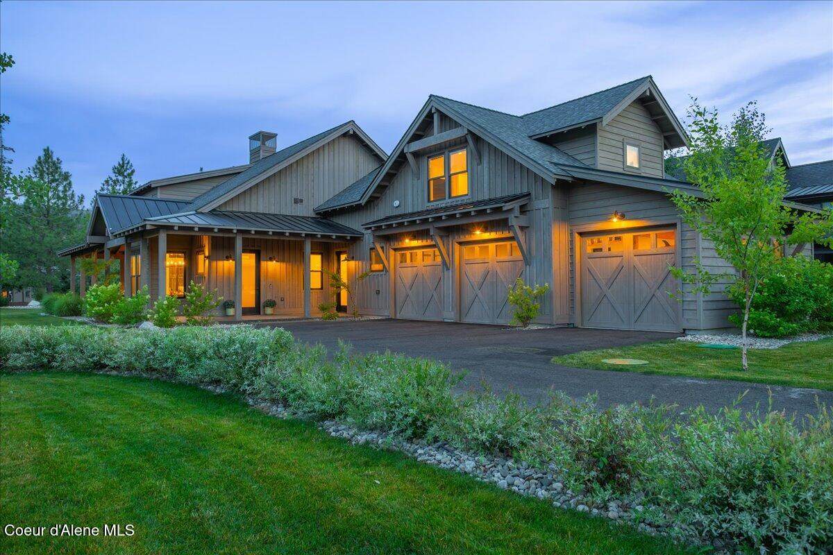 428 Beach Ct - Photo 1