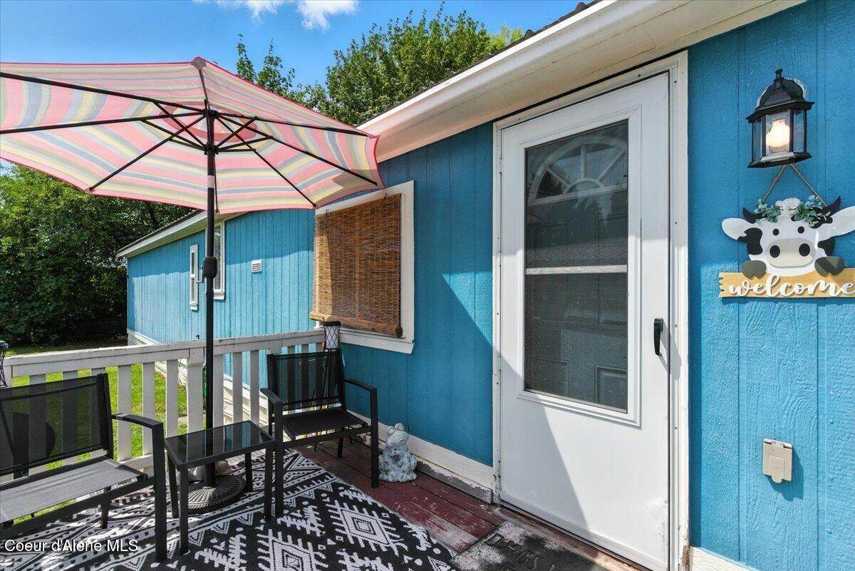 1724 Marlborough Ave - Photo 1