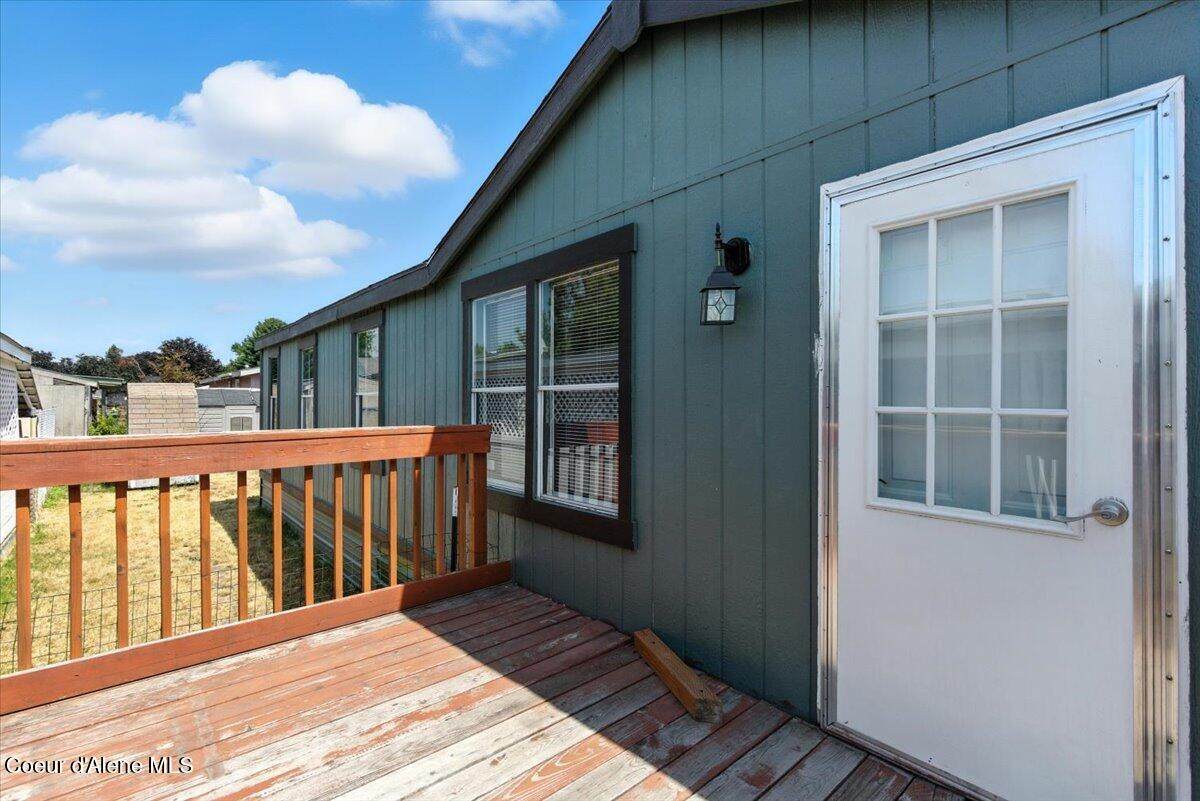 2189 Yorkshire Ave - Photo 1