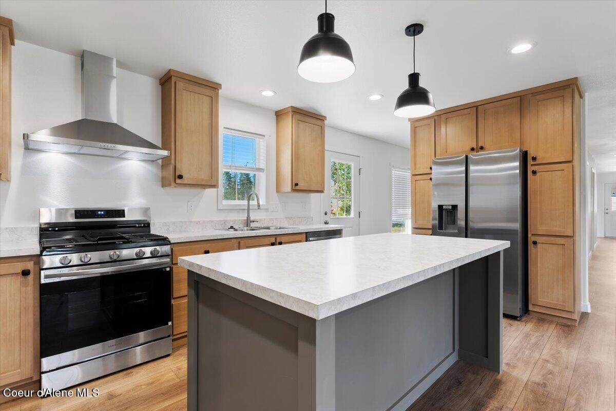 230 Ash St - Photo 1