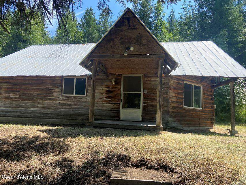 1456 Mountain Meadows Rd - Photo 1