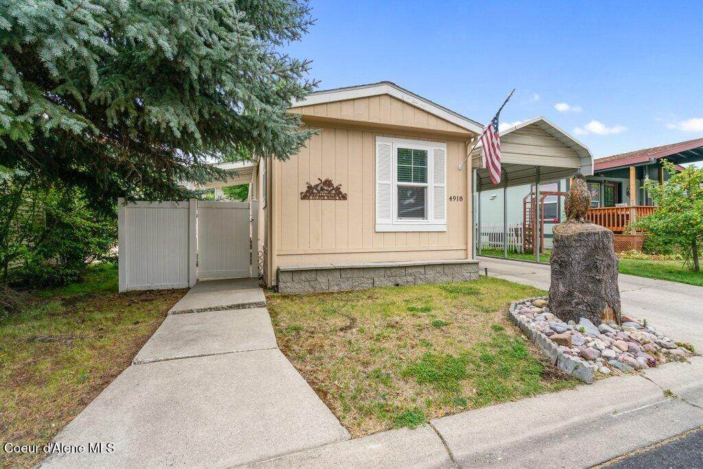 4918 Cougar Cir - Photo 1