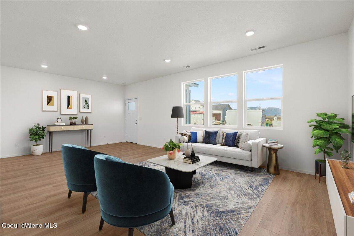 5205 Norma Ave - Photo 1