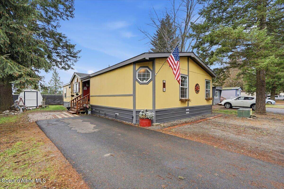 92 Walrose Loop - Photo 1