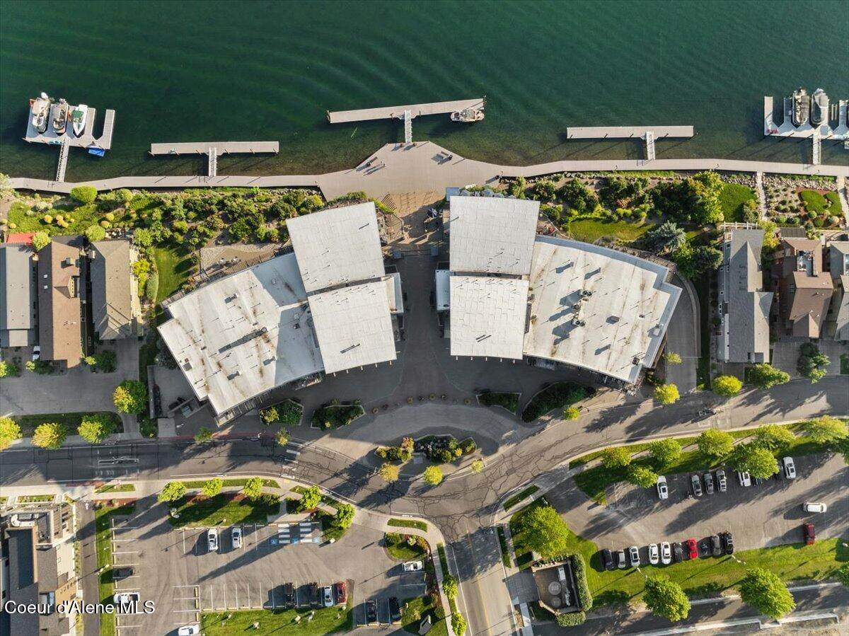 1950 Bellerive Ln - Photo 1