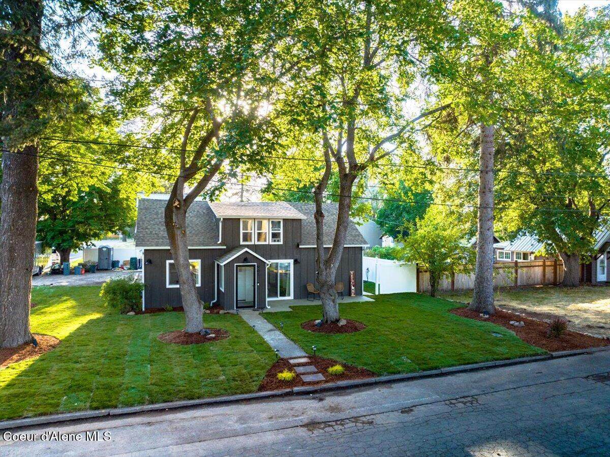 901 16th St - Photo 1