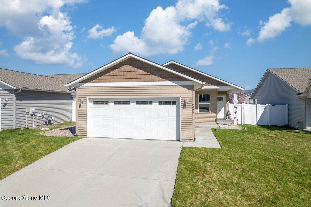 12095 Wellington Ave - Photo 1