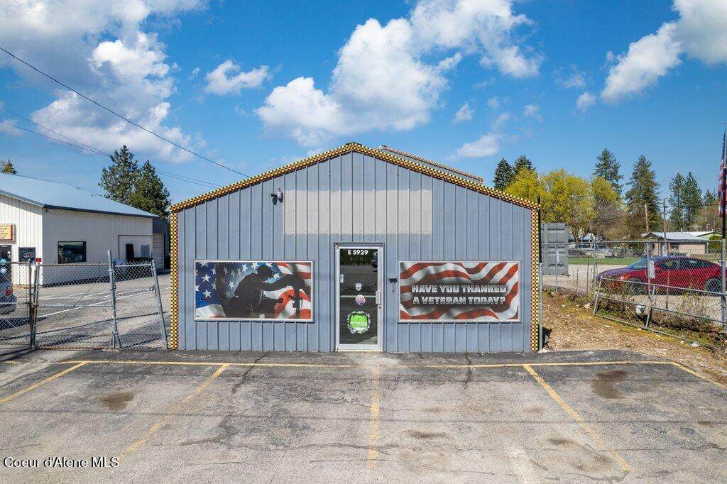 5929 Highway 54 - Photo 1