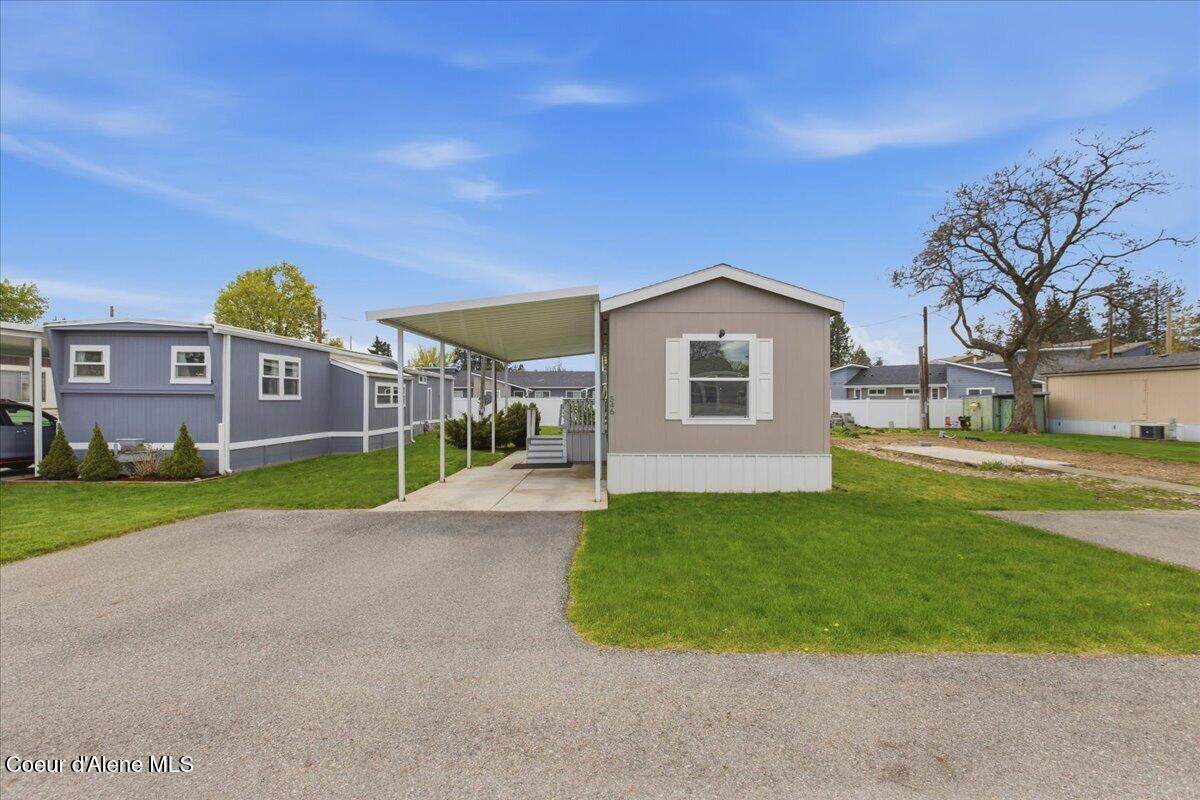 546 Lake City Ln - Photo 1