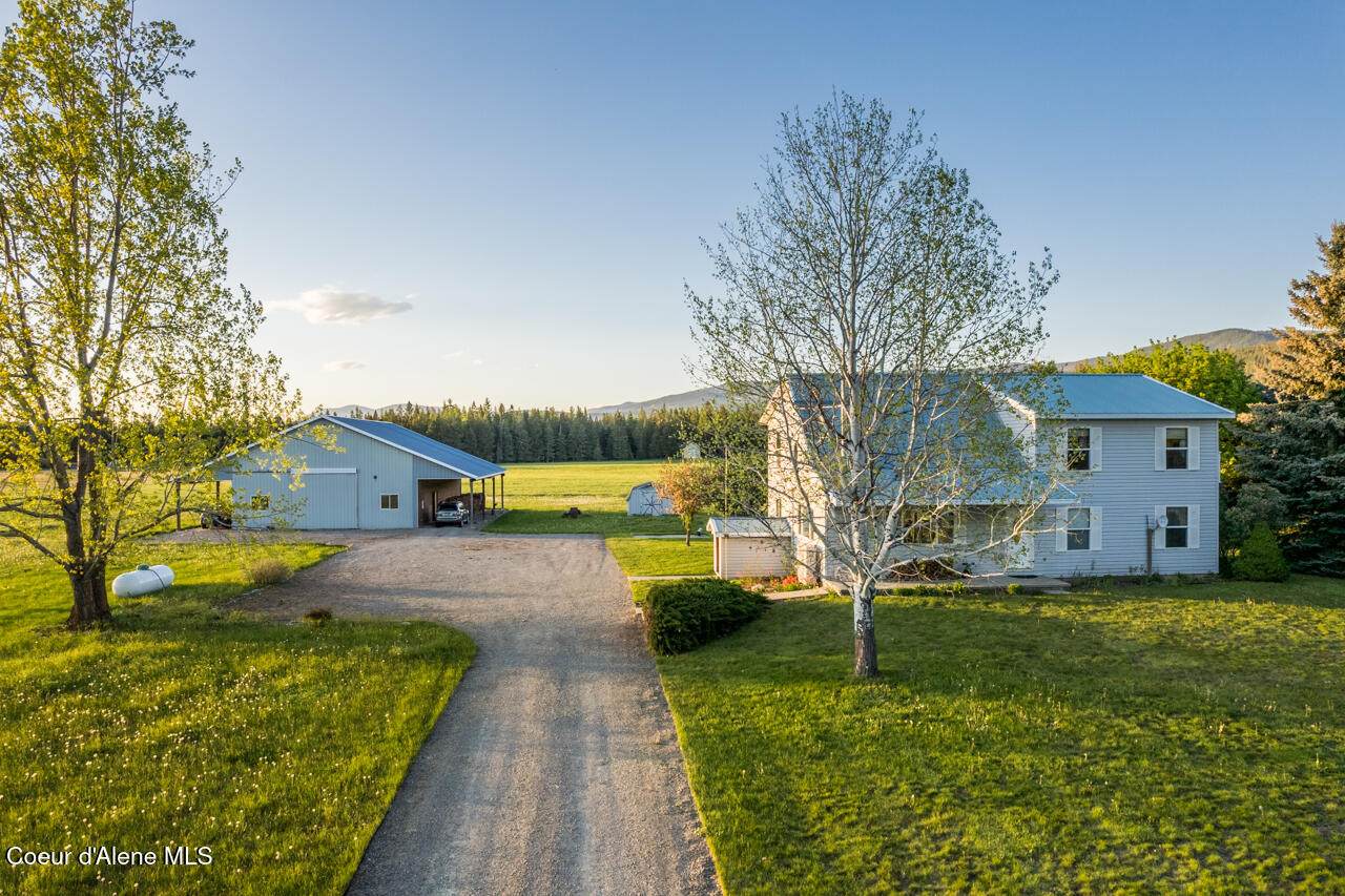 407 Fawn Ln - Photo 1