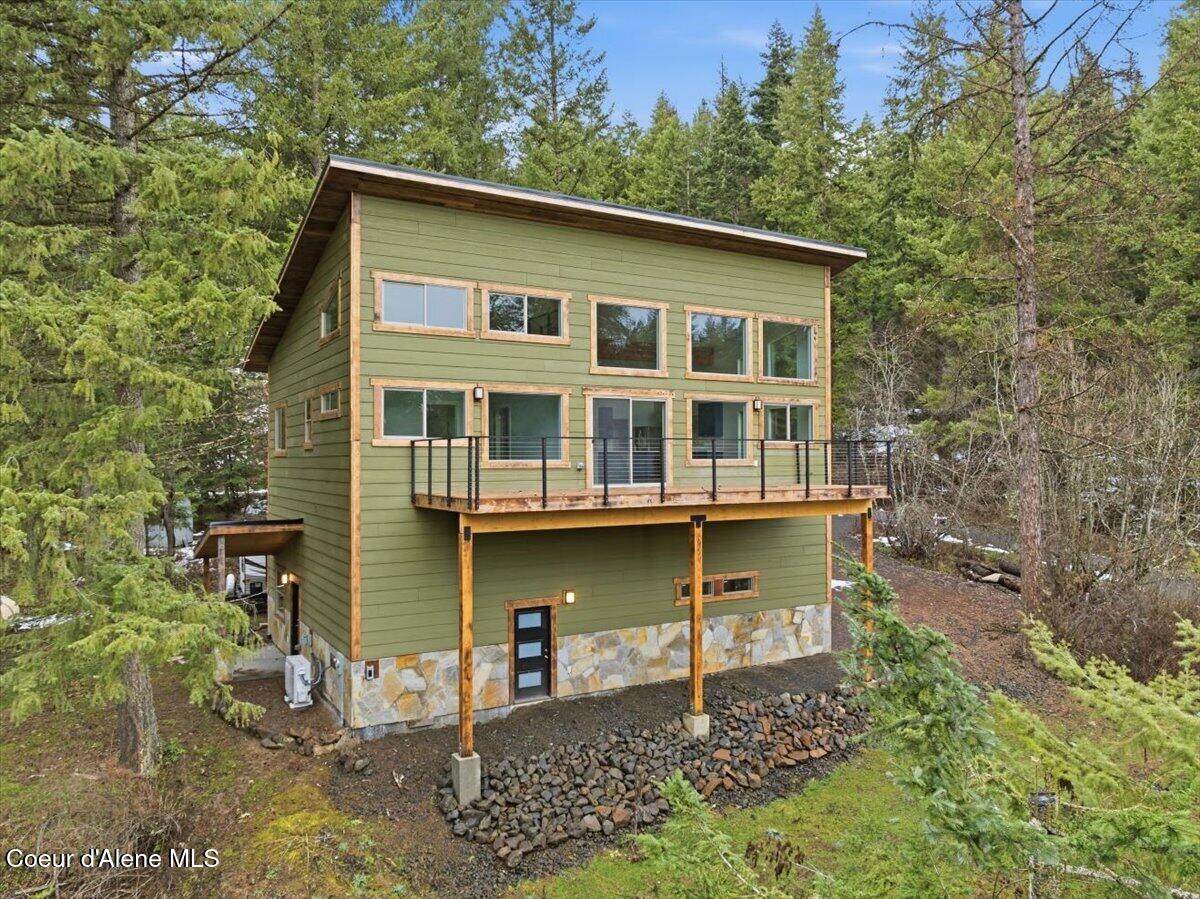 21941 Lakeview Dr - Photo 1