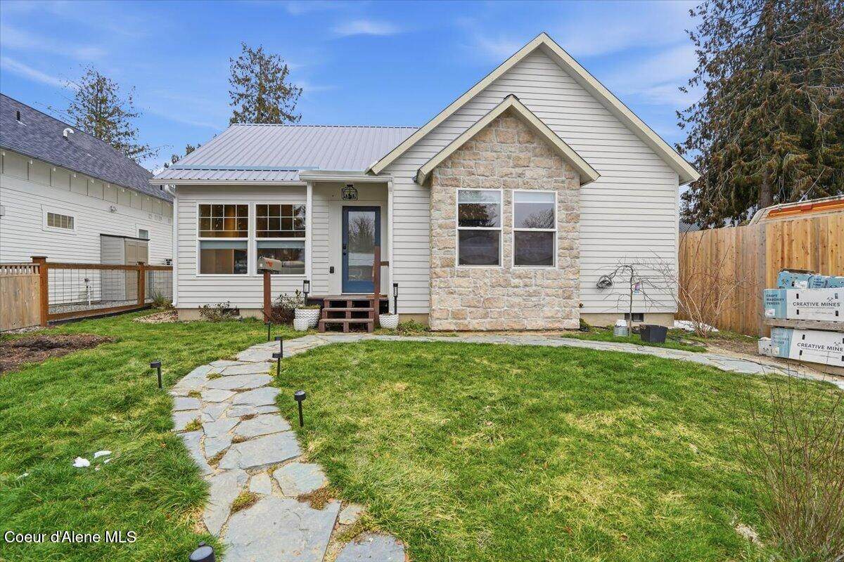 311 Third Ave - Photo 1