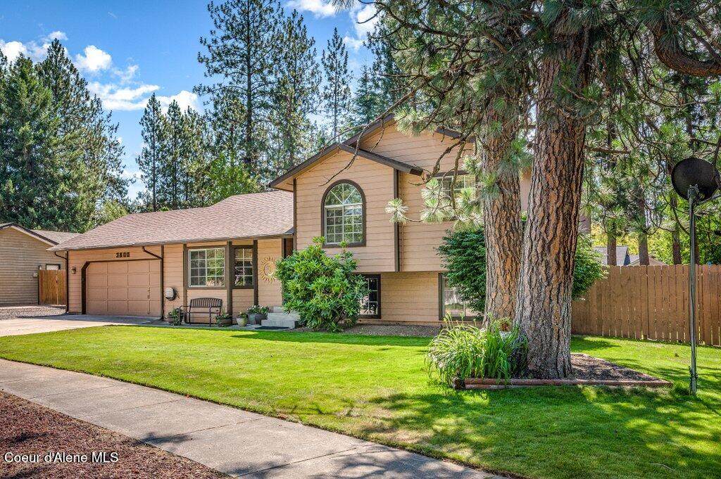 3800 Trevino Dr - Photo 1