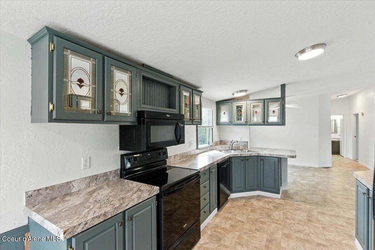 2189 Yorkshire Ave - Photo 1