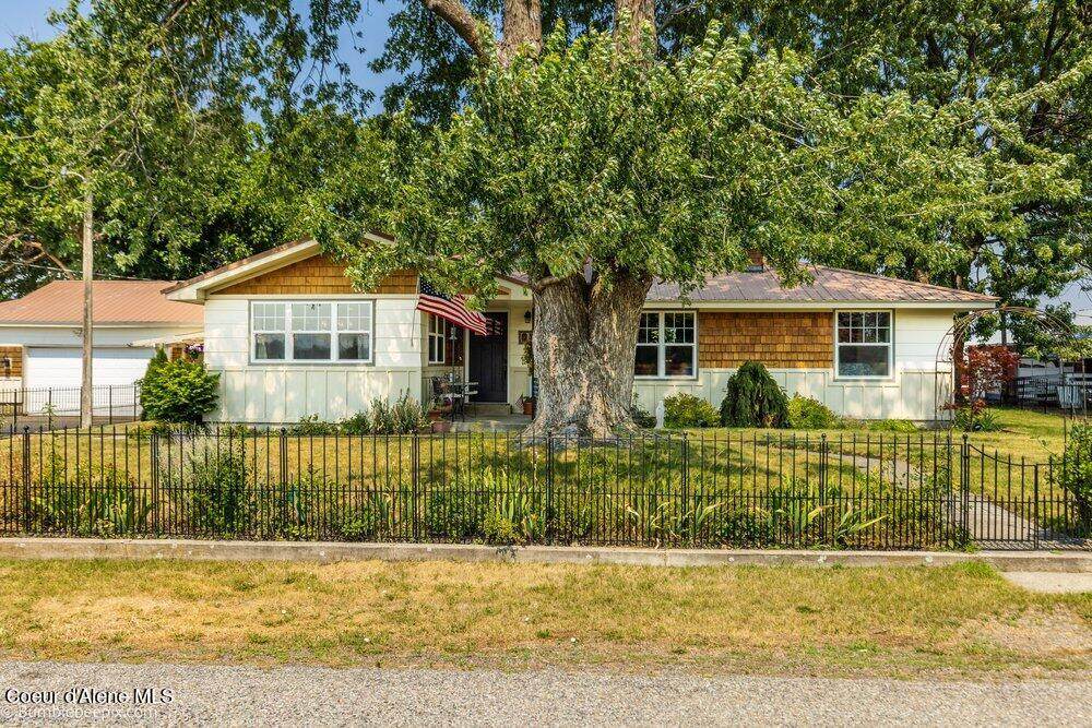 2763 Hargrave Ave - Photo 1