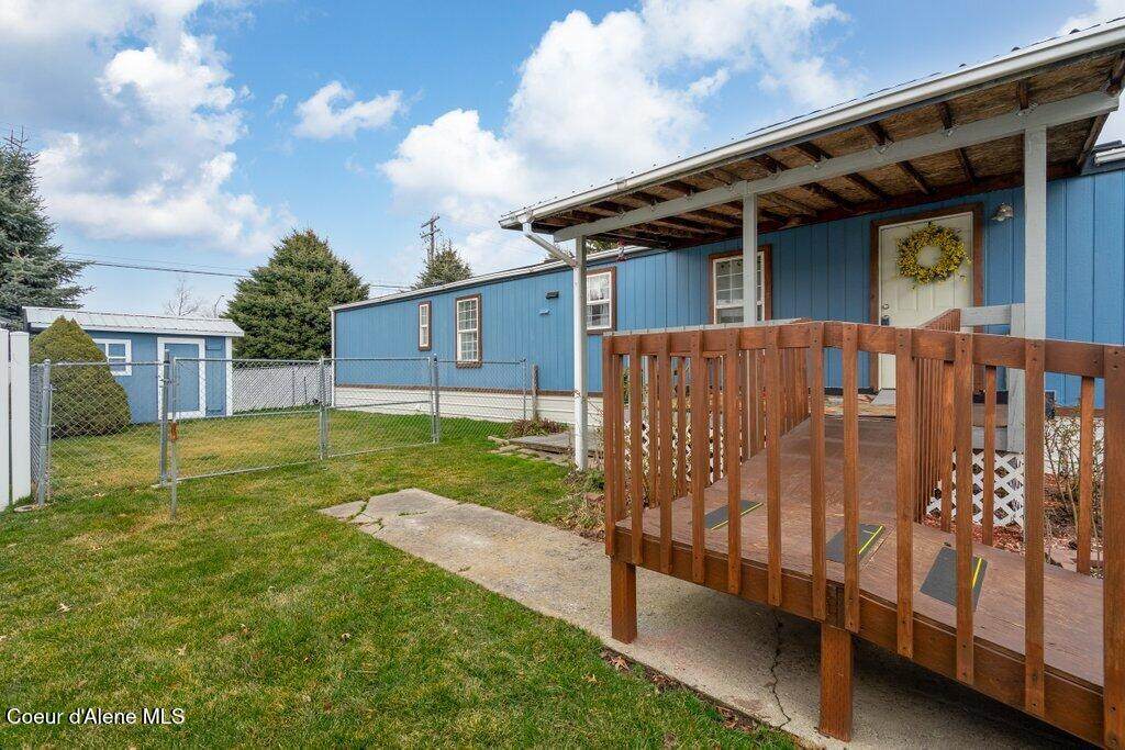2243 Gueneveres Way - Photo 1