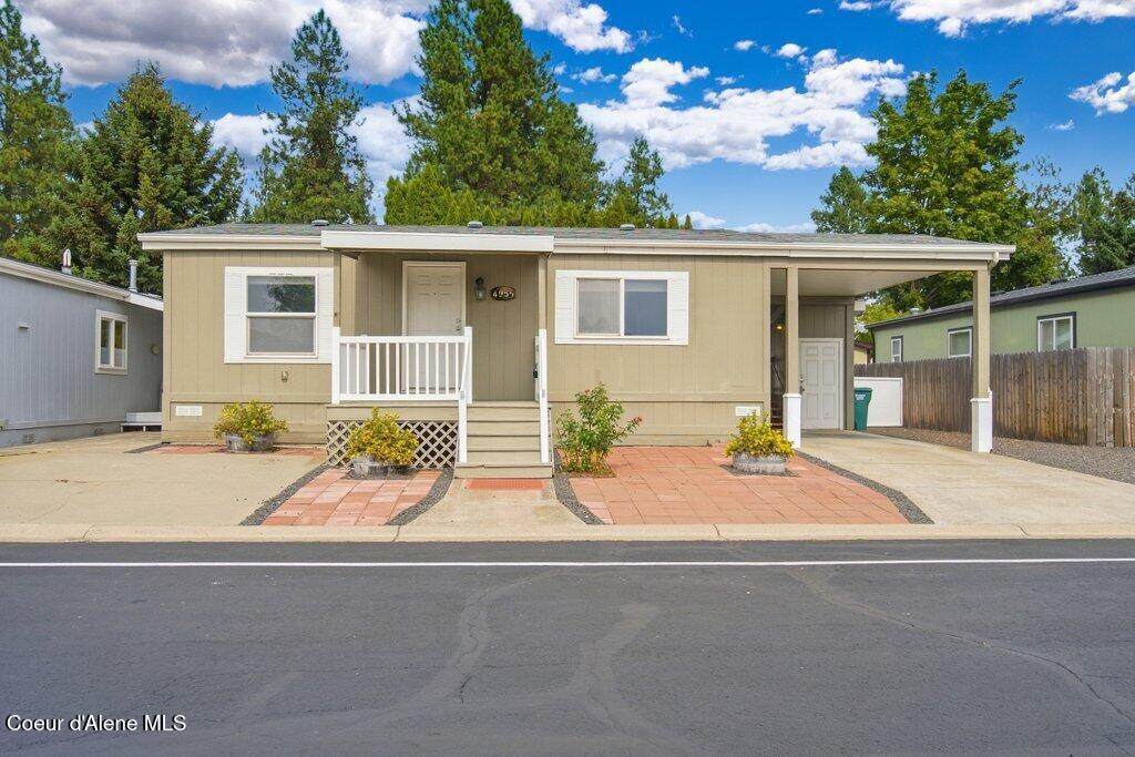 4955 Cougar Cir - Photo 1