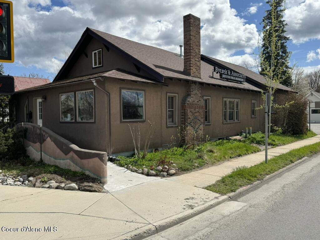 421 Church St - Photo 1
