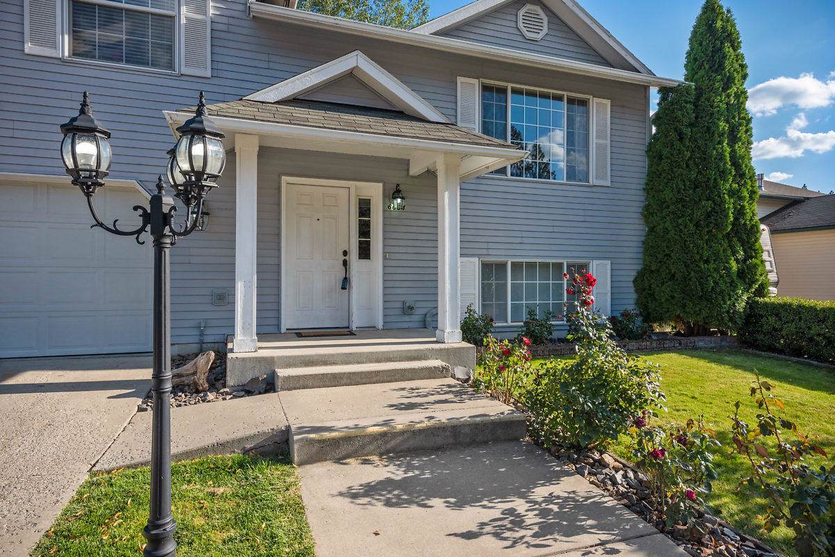 6664 Legacy Dr - Photo 1