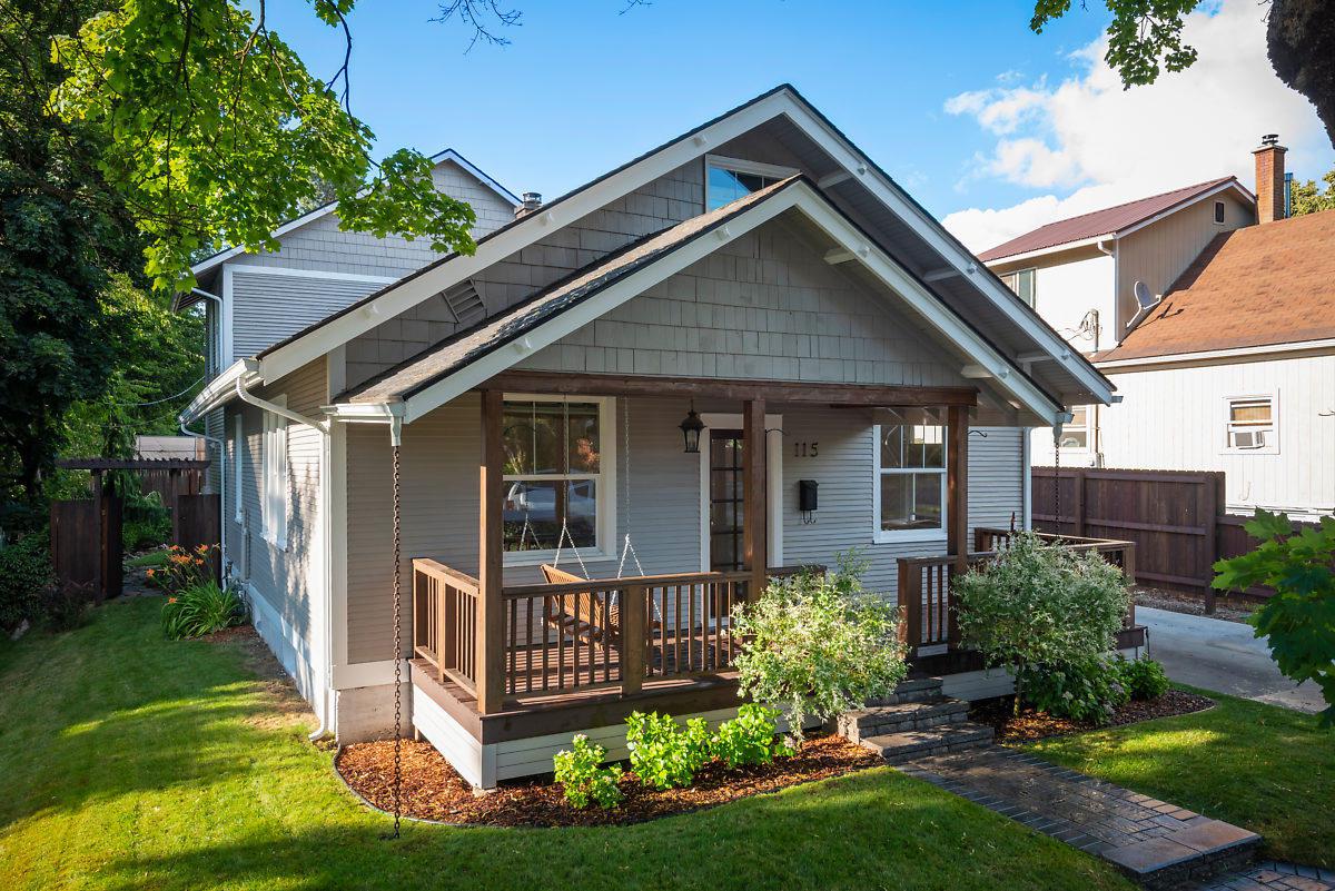 115 Foster Ave - Photo 1