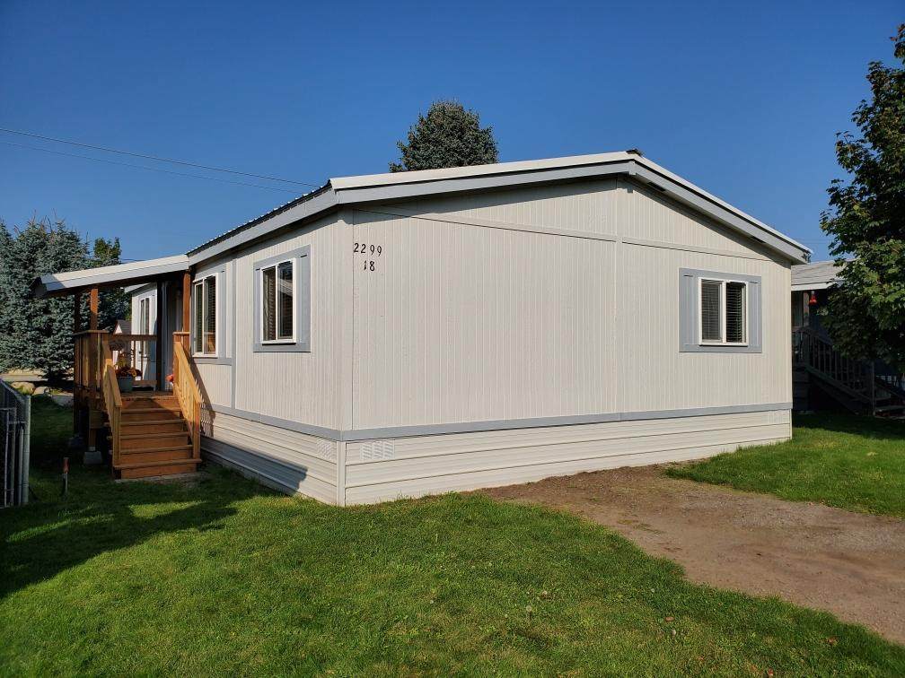 2299 Gueneveres Way - Photo 1