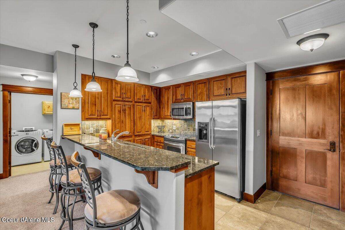 2051 Main St - Photo 1