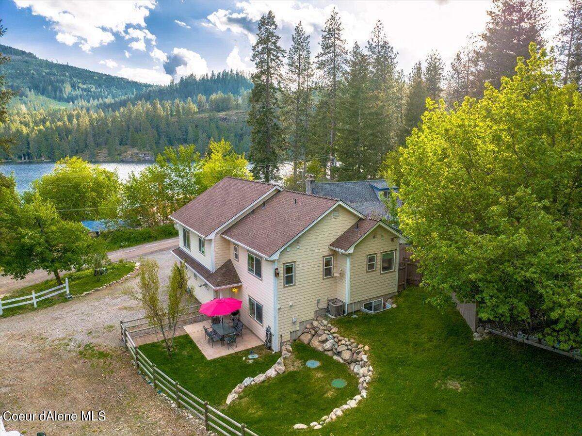 23748 Lakeview Blvd - Photo 1