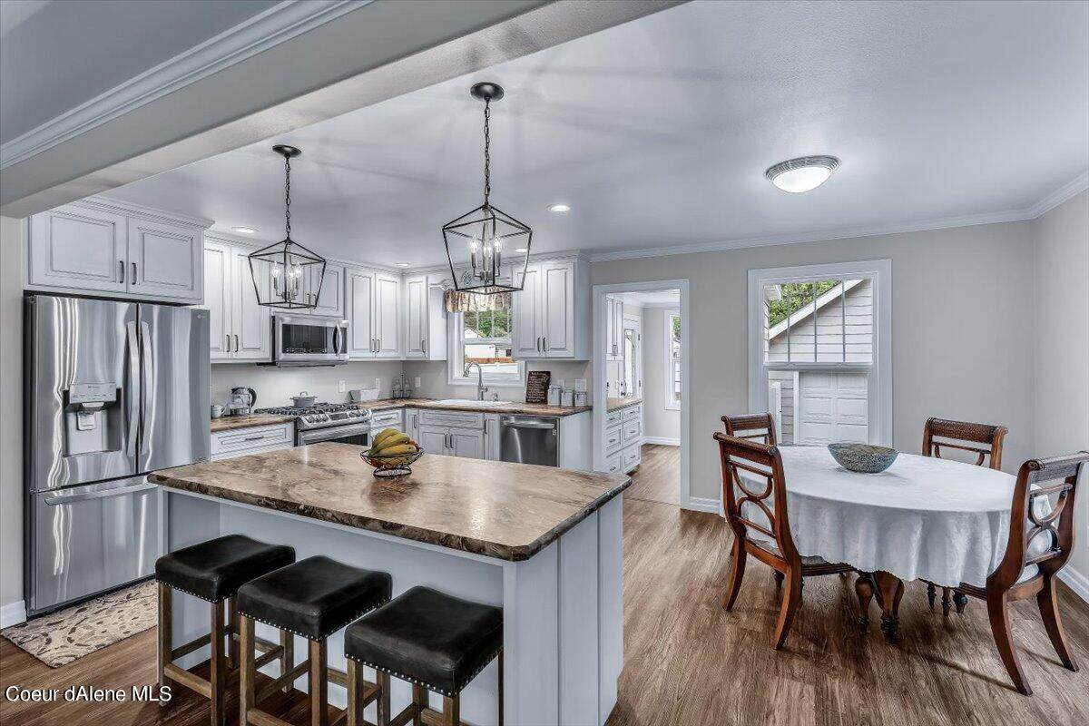 415 Idaho Ave. - Photo 1