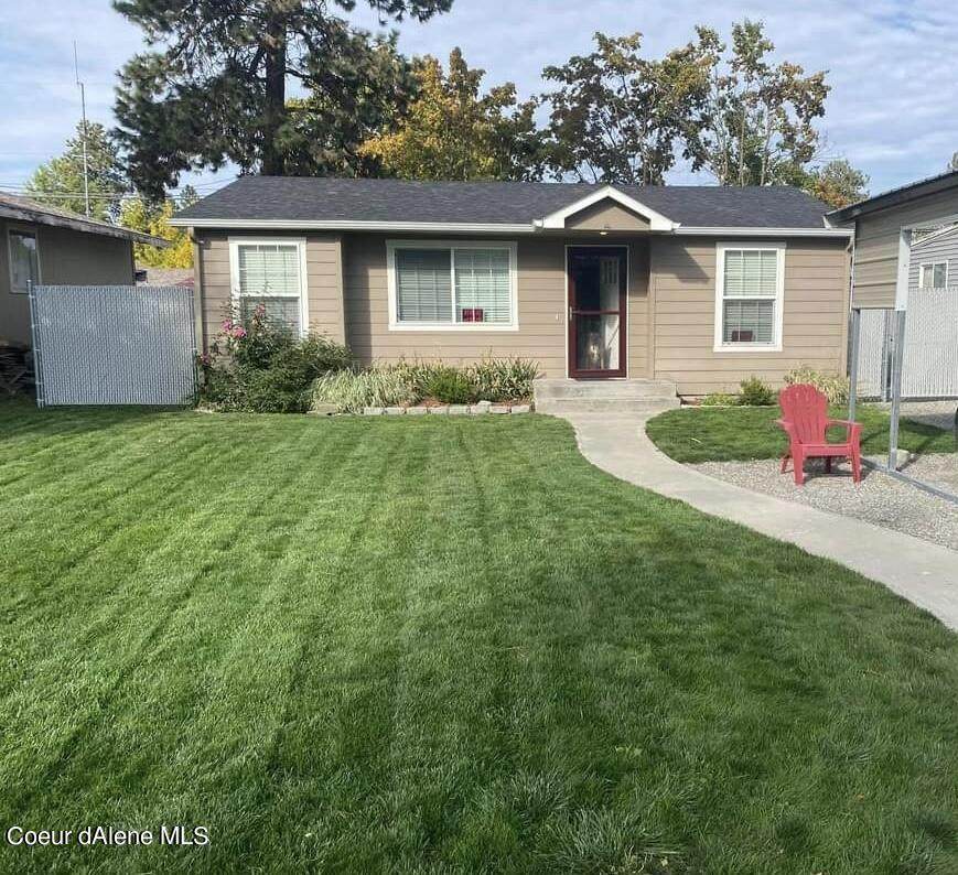 509 Mullan Ave - Photo 1