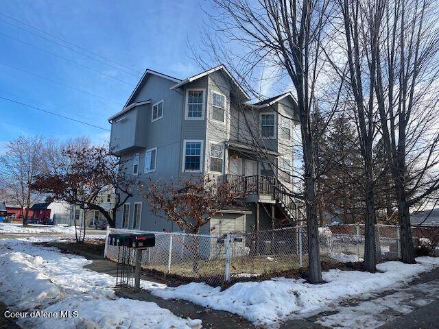 417 Henry St - Photo 1