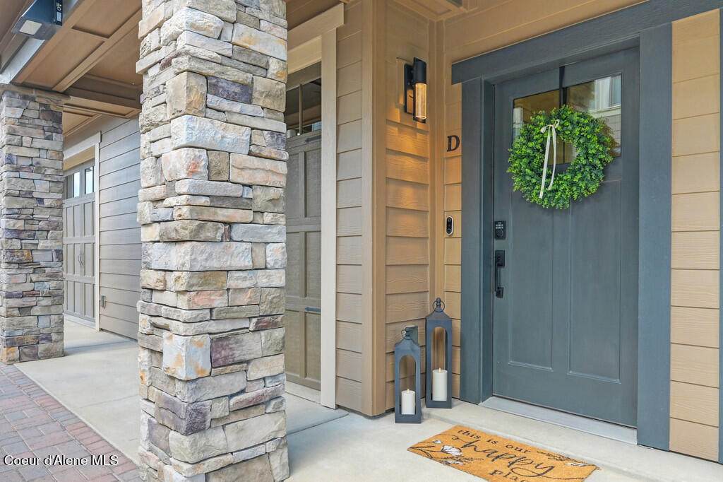 24493 Pinnacle Court #D - Photo 1