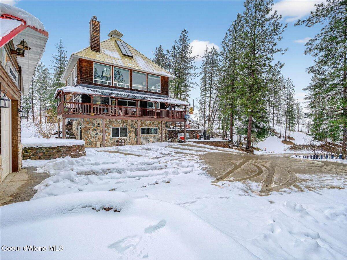 483 Paradise Ln - Photo 1