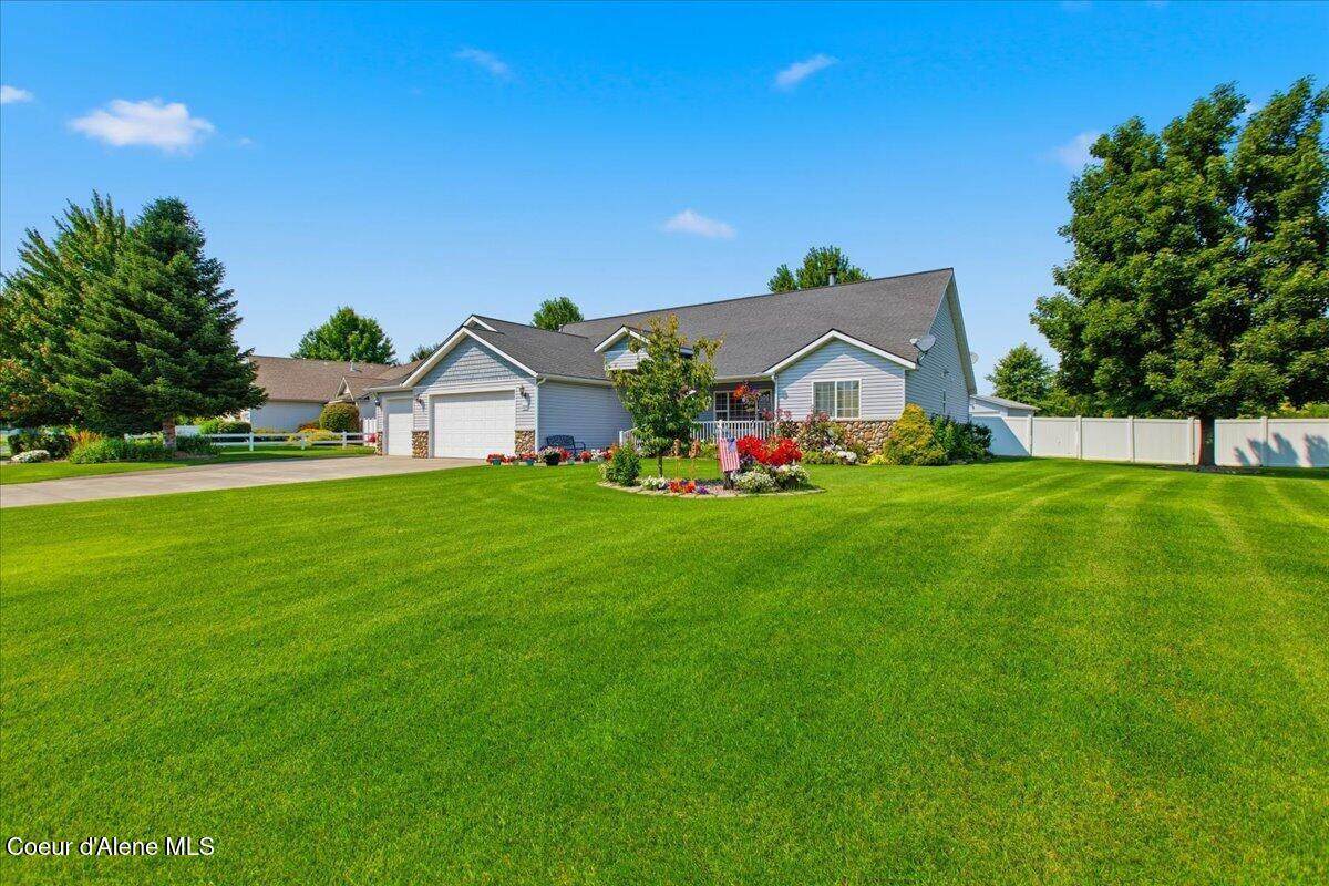1999 Heavenly Star Ct - Photo 1