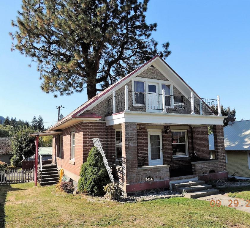 235 13th St - Photo 1