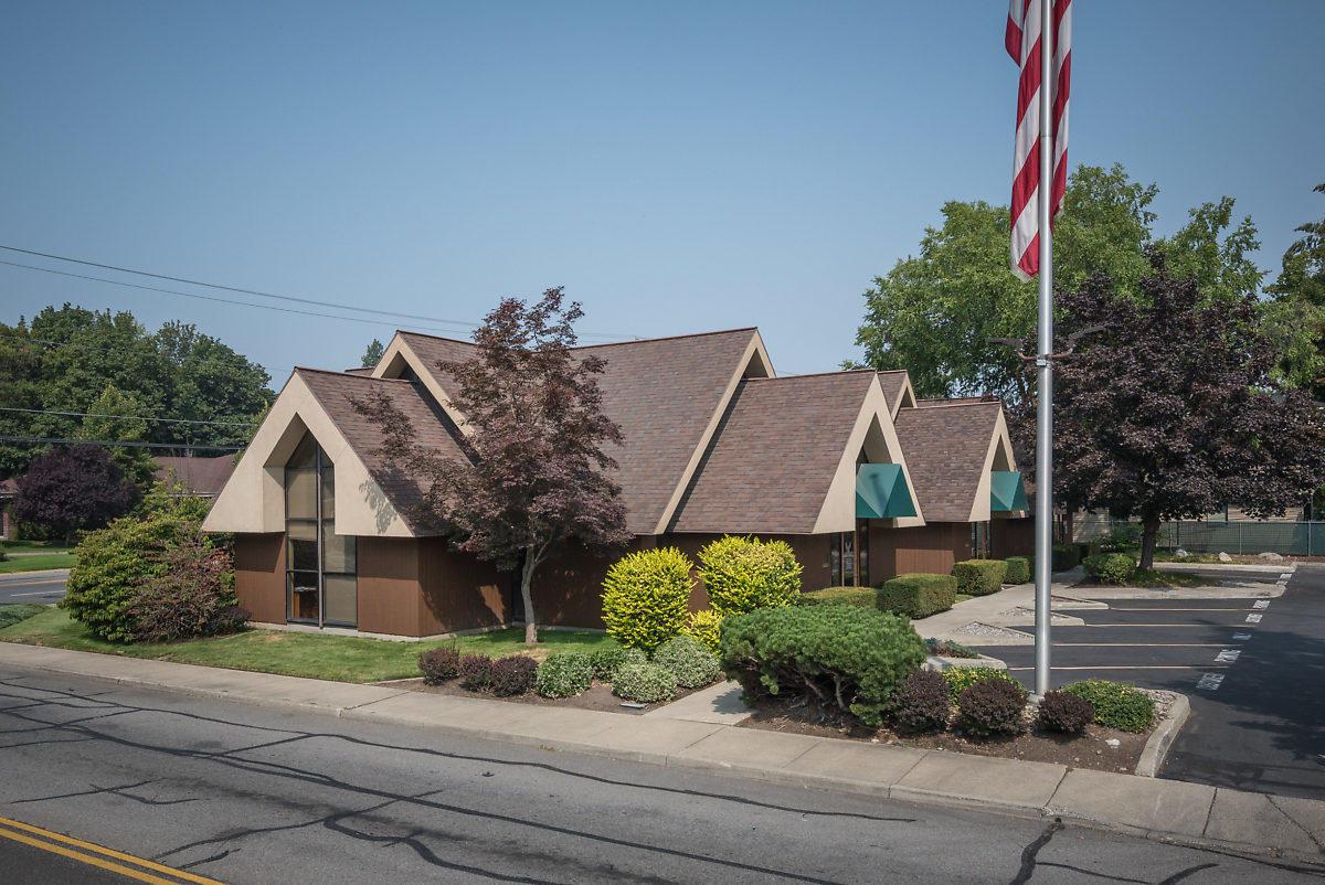 1410 Lincoln Way - Photo 1