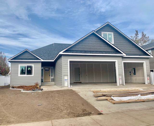 1741 Boyles Ave - Photo 1