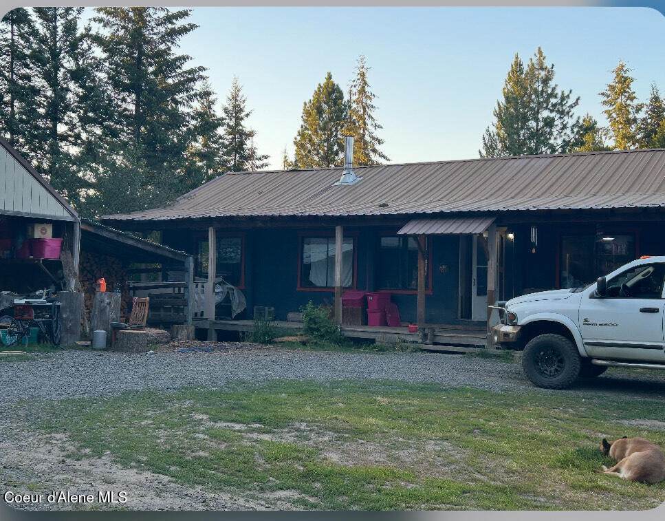 890 Pokey Creek Rd - Photo 1