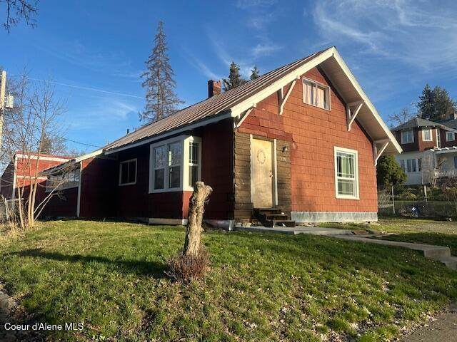 328 7th St - Photo 1