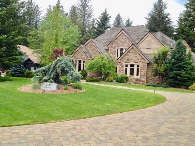 1517 Woodstone Dr - Photo 1