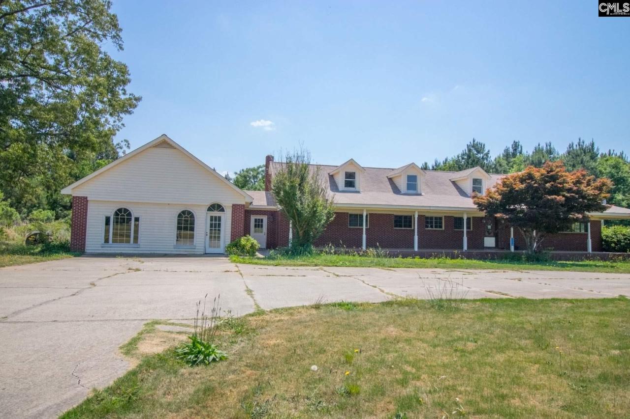 3334 Columbia Highway - Photo 1