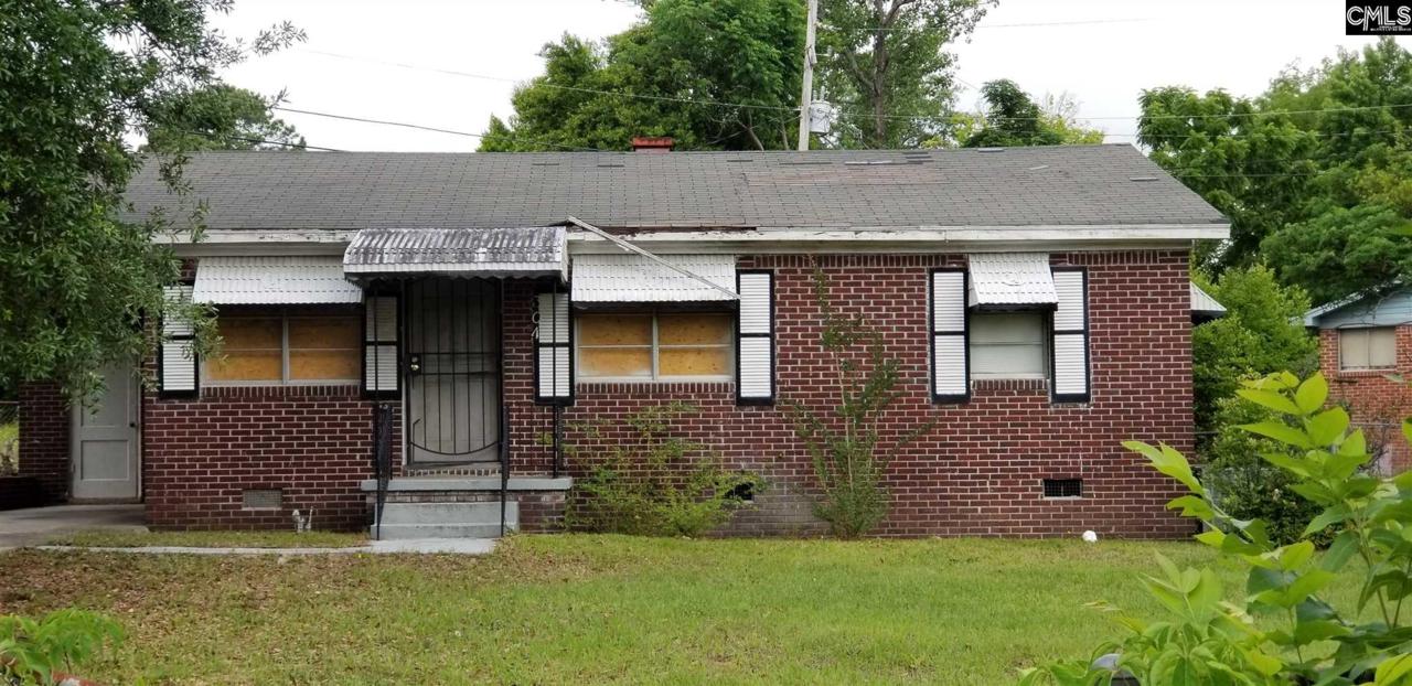 304 Floyd Drive - Photo 1