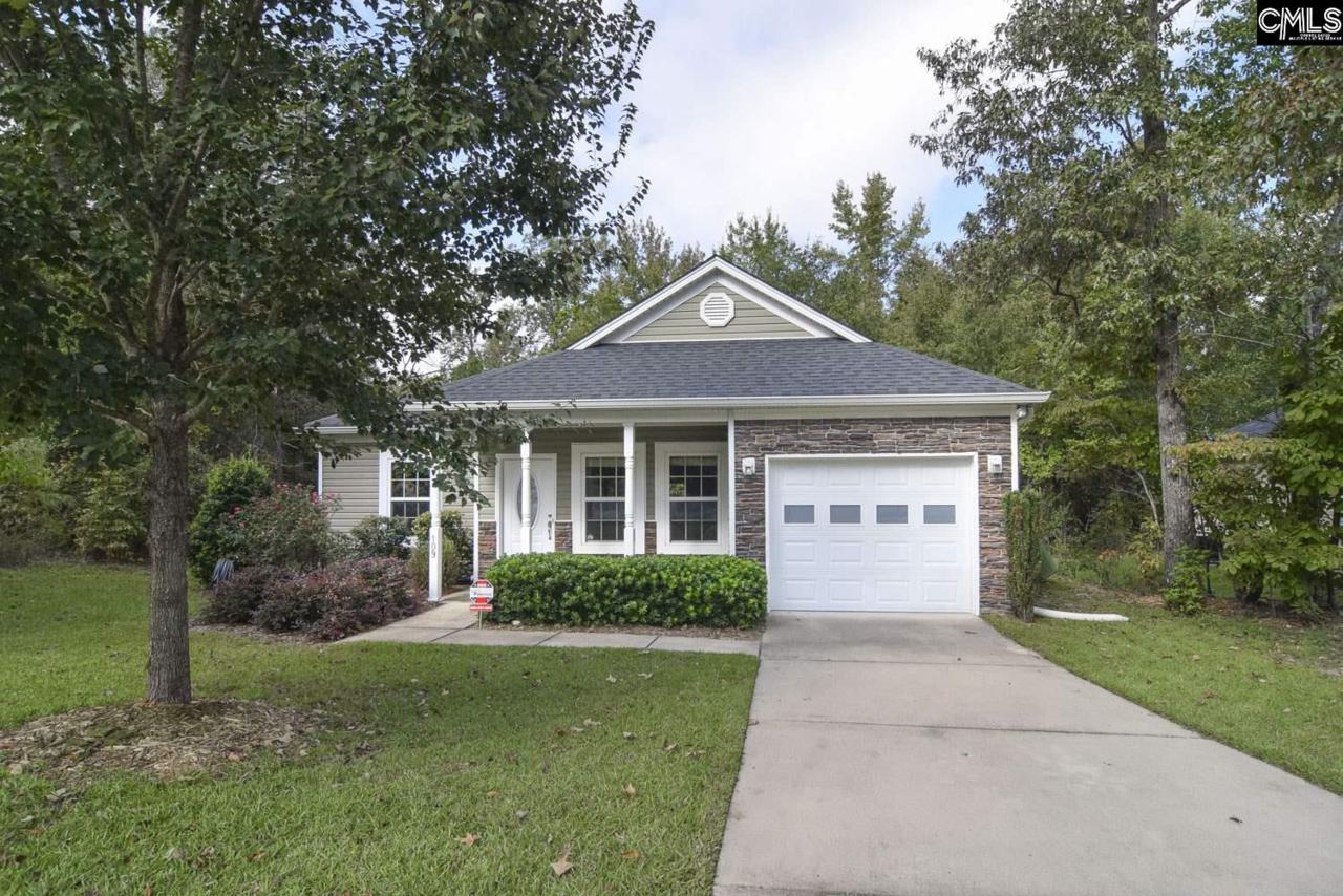 109 Hester Woods Drive - Photo 1