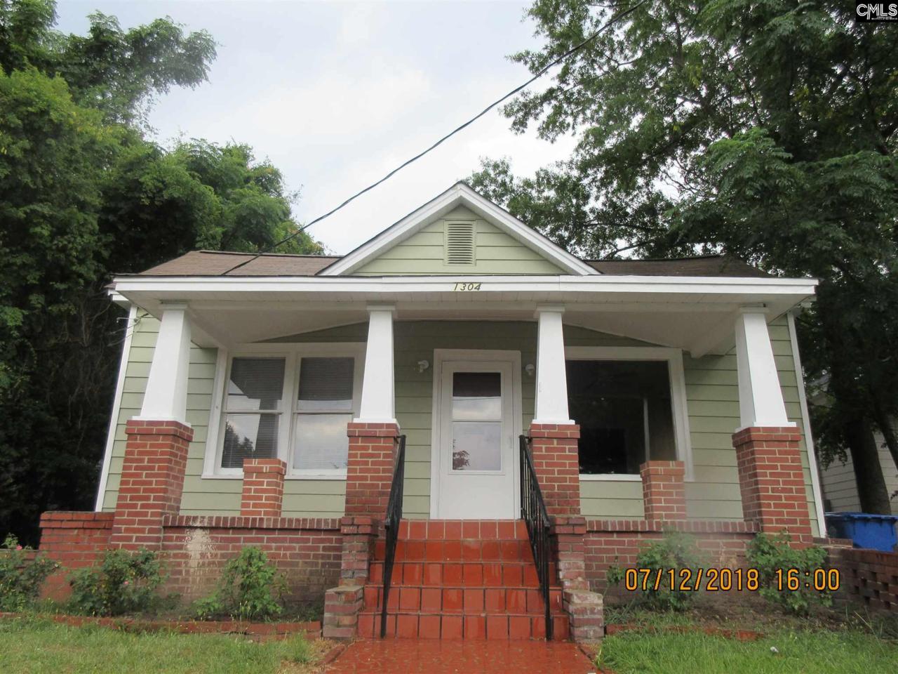 1304 Mcduffie Avenue - Photo 1