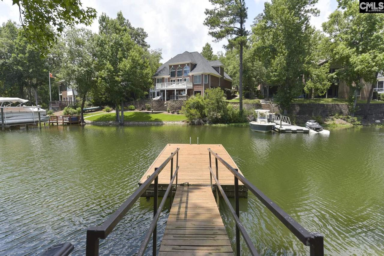 428 Lookover Pointe Drive - Photo 1