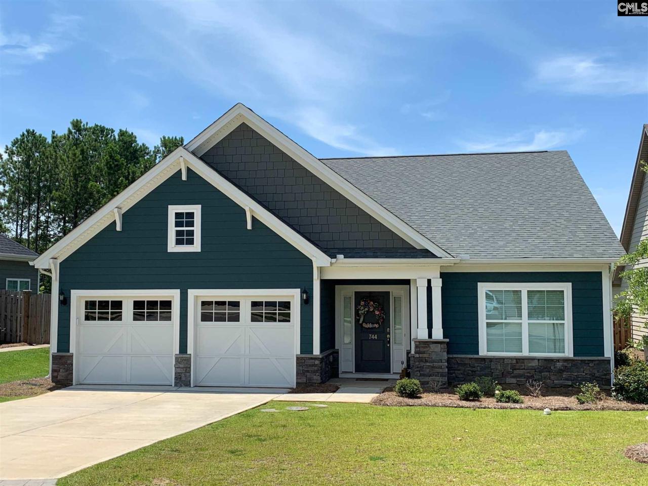 744 Xander Way - Photo 1